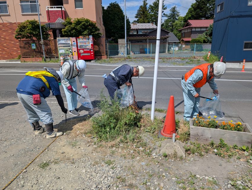 中心街付近のごみ拾い